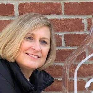 Meet your Posher, Julie